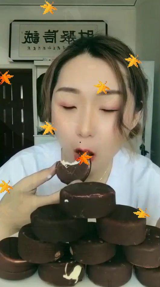 娱乐吃瓜酱雪糕视频,娱乐吃瓜酱雪糕视频走红网络